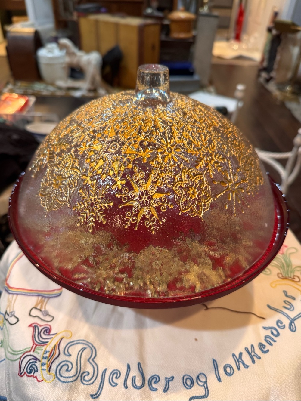 TURKISH PEDESTAL CAKE STAND WITH LID ADORNED WITH GOLD SNOWFLAKE BY AKCAM